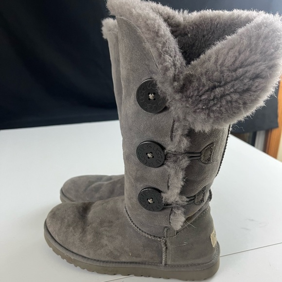 Ugg Bailey triplet boots - Picture 6 of 9
